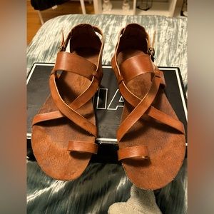 Ready for Coachella Cognac Sandals 9.5. Super comfortable